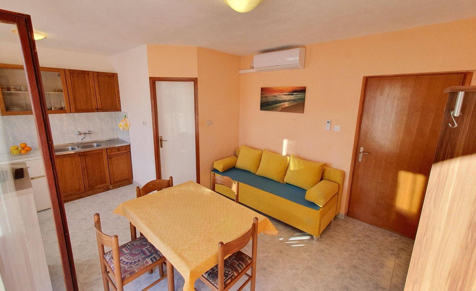 Mirjana F Apartaments Baska  Exterior photo